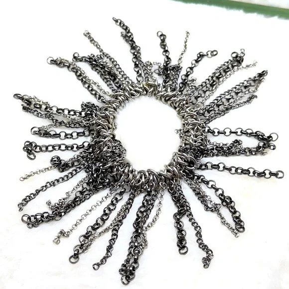 Elegant Silver Chain Fringe Bracelet - Picture 6 of 8